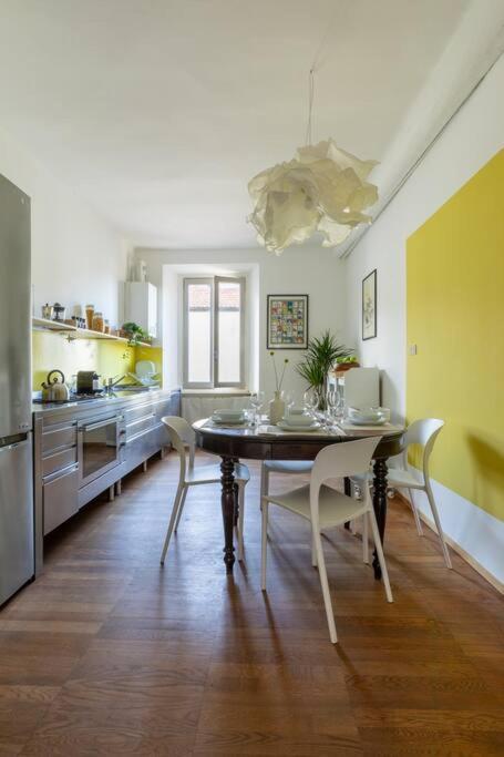 Arco Della Pace Charm Apartment Milan Luaran gambar